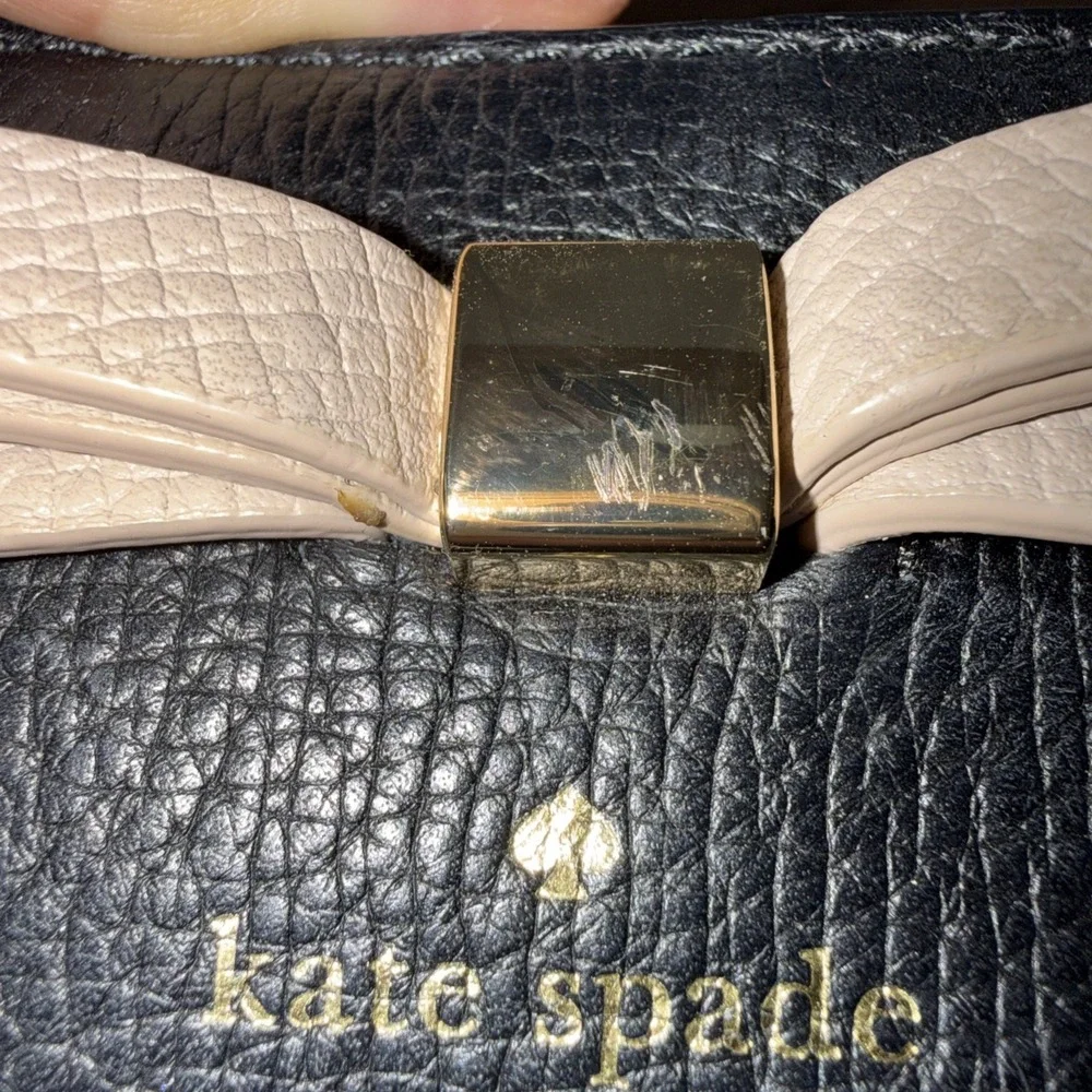 Kate‎ Spade New York Black Beige Pebbled Leather Bow Crossbody Bag PXRU5070